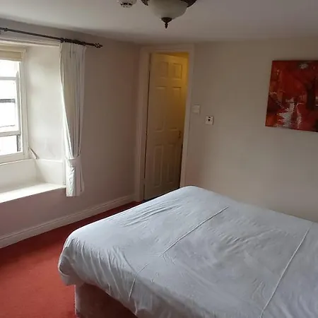 Kings Arms 3*